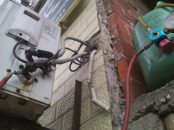 空調(diào)收氟、排空、加氟的步驟